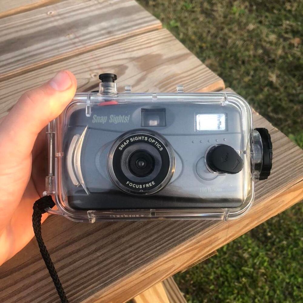 Snap sights underwater film camera